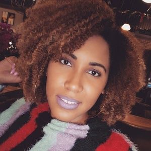 Meet your Posher, Ja'Nique